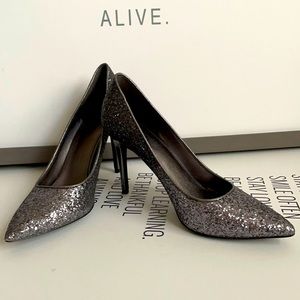 Michael Kors Claire heels glitter fabric gunmetal grey size 7.5